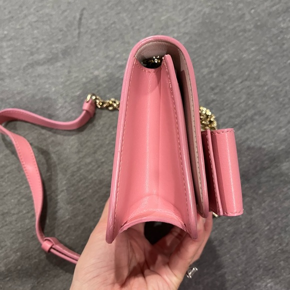 Salvatore Ferragamo - Picture 5 of 6